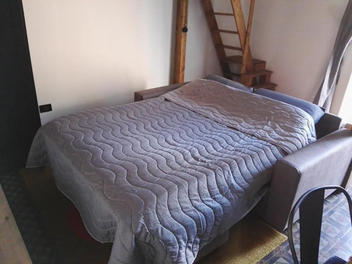 Theroom CTA Apartment